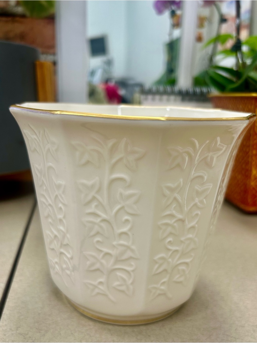 Lenox China Ivy Cachepot 5" Embossed w/ Gold